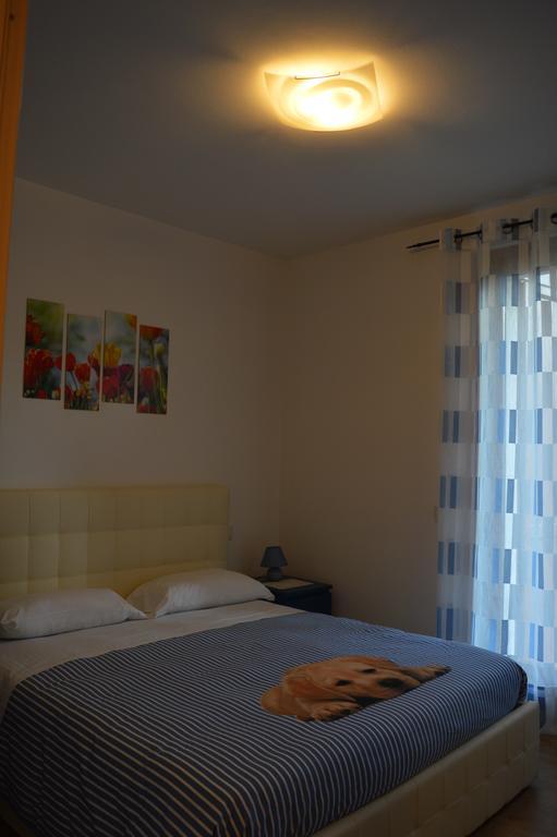 מנרבה דל גארדה Villa Artemia חדר תמונה